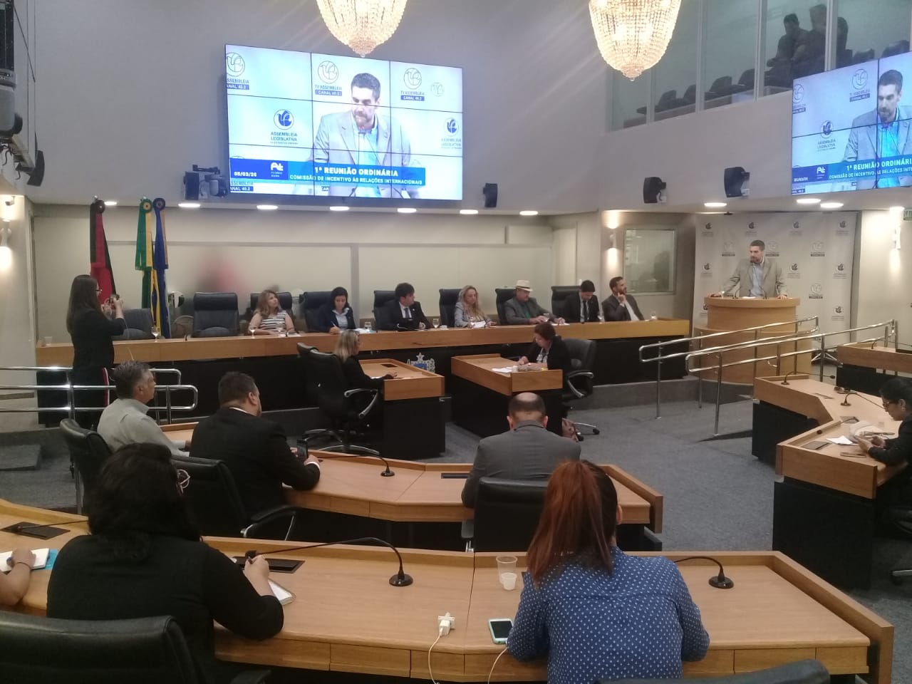 Deputado Jeová Campos participa de sessão sobre exportações paraibanas e pede mais envolvimento de órgãos para o fomento da comercialização do mel