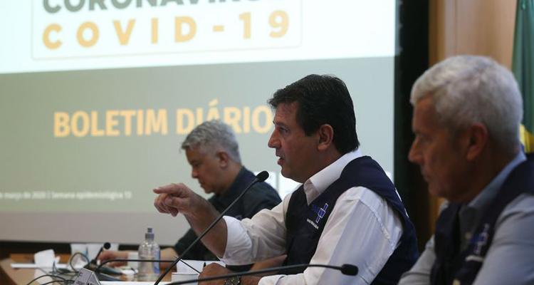 Ex-ministro Mandetta diz que Bolsonaro tentou mudar bula da Cloroquina