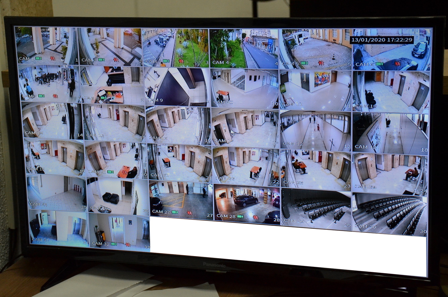 TJ-PB  instala 1.194 câmeras para o serviço de monitoramento de segurança nos fóruns de todas as comarcas do Estado