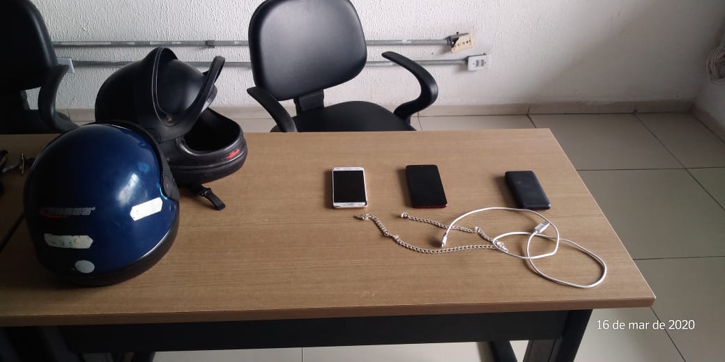 Polícia prende suspeitos de assaltos no bairro de Mangabeira