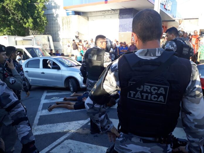 TIROTEIO: Polícia troca tiros com grupo criminoso e apreende quatro armas de fogo no centro de João Pessoa
