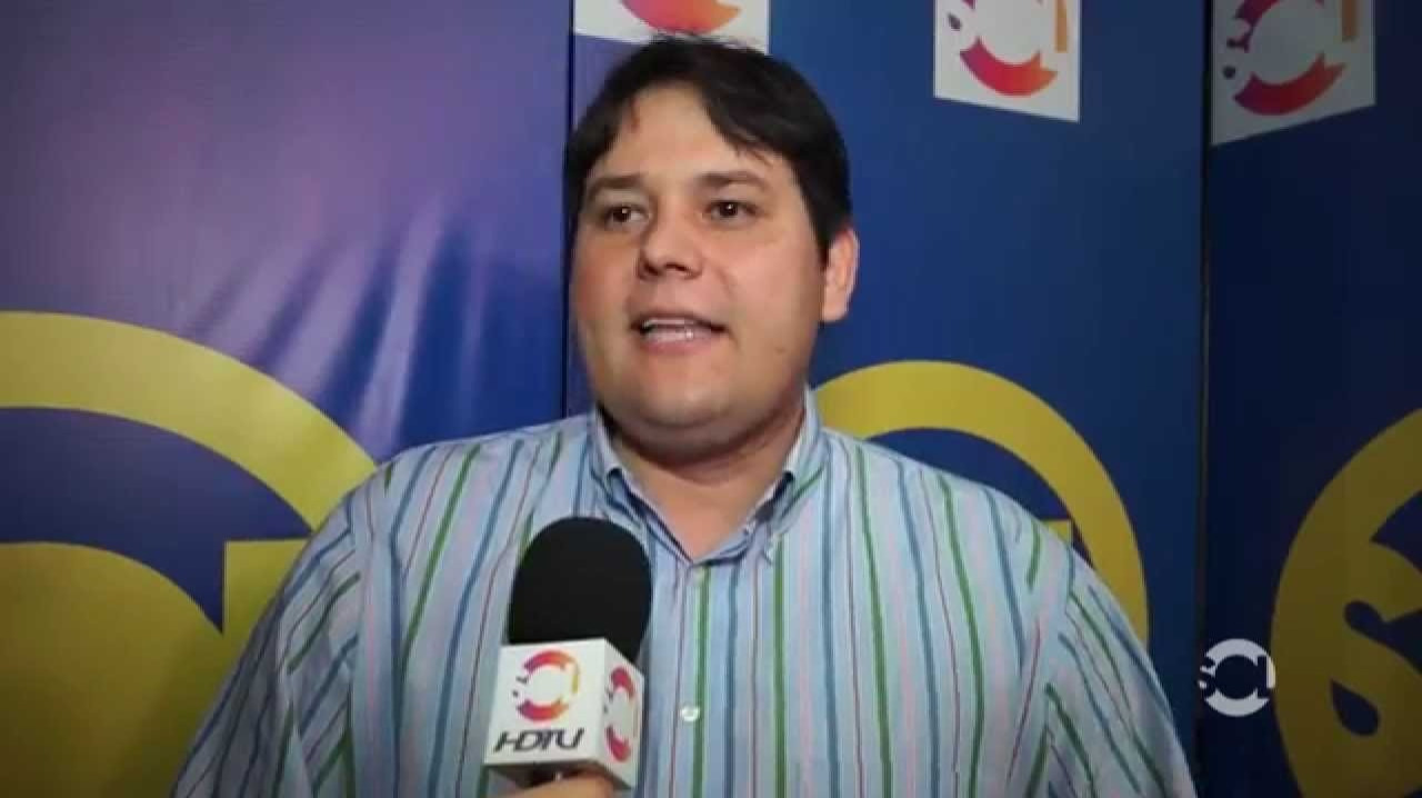 CIDADE LUZ: Sem renúncia, prefeito afastado de Patos anuncia, pelo Instagram, saída do PSDB e filiação ao MDB para comandar o partido no município