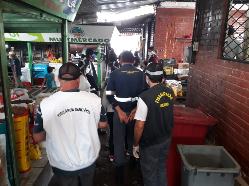 CORONAVÍRUS: Sedurb intensifica fiscalização e desinstala bancas de feiras livres na Feira de Oitizeiro, do Grotão e Mercado Central para evitar aglomeração