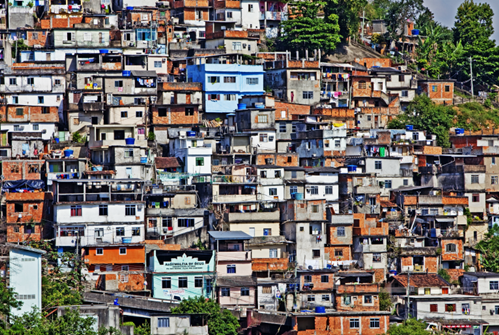 RACISMO AMBIENTAL: A pandemia do novo coronavírus é perversa para negros e índios no Brasil