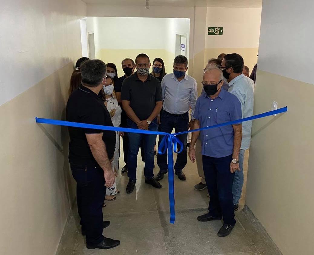 Branco Mendes participa com o prefeito Kiko Monteiro da reinauguração do hospital  Municipal Santa Virginia, em Caaporã
