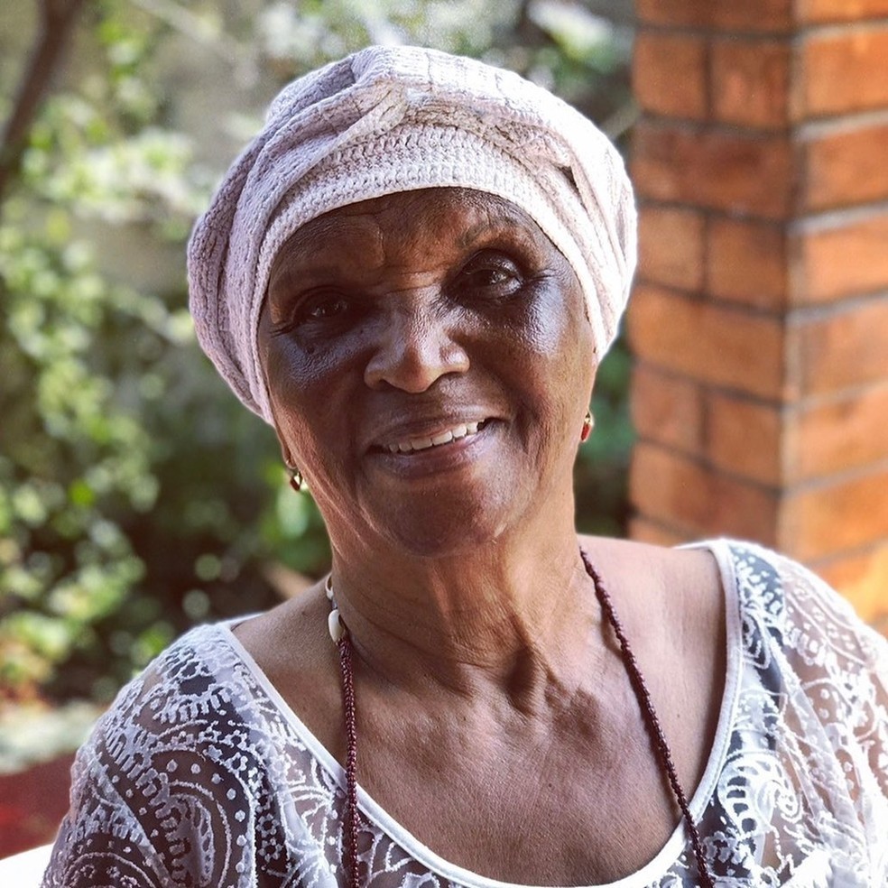 DESPEDIDA: Neto de Chica Xavier escreve texto emocionante após morte da avó