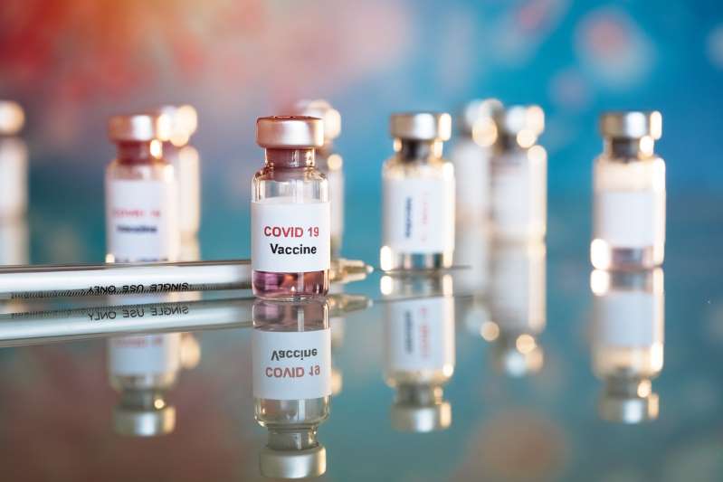 PRESSÃO: Fiocruz apresenta pedido à Anvisa para uso emergencial de vacina da AstraZeneca