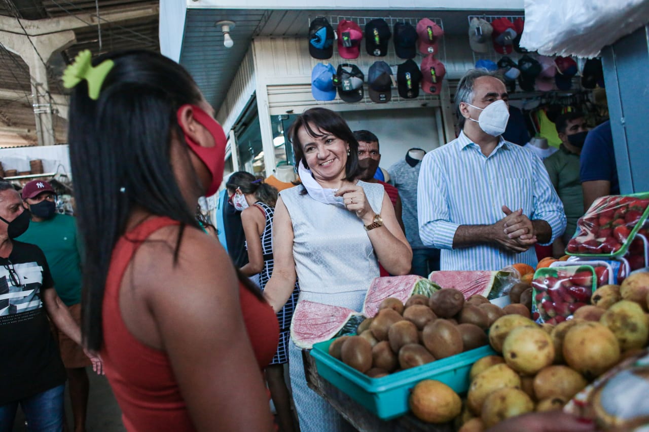 No 1º dia de campanha, Edilma participa de missa, visita Mercado de Mangabeira e comunidade do Citex