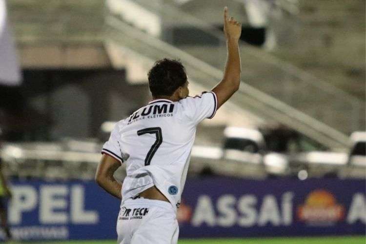 Treze perde para o Santa Cruz (PE) pela  11ª rodada da série, após sequência de 3 vitórias