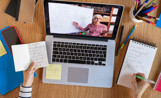 Conselho Nacional de Educação aprova ensino remoto até dezembro de 2021 e fusão de anos letivos nas redes públicas, privadas ou comunitárias