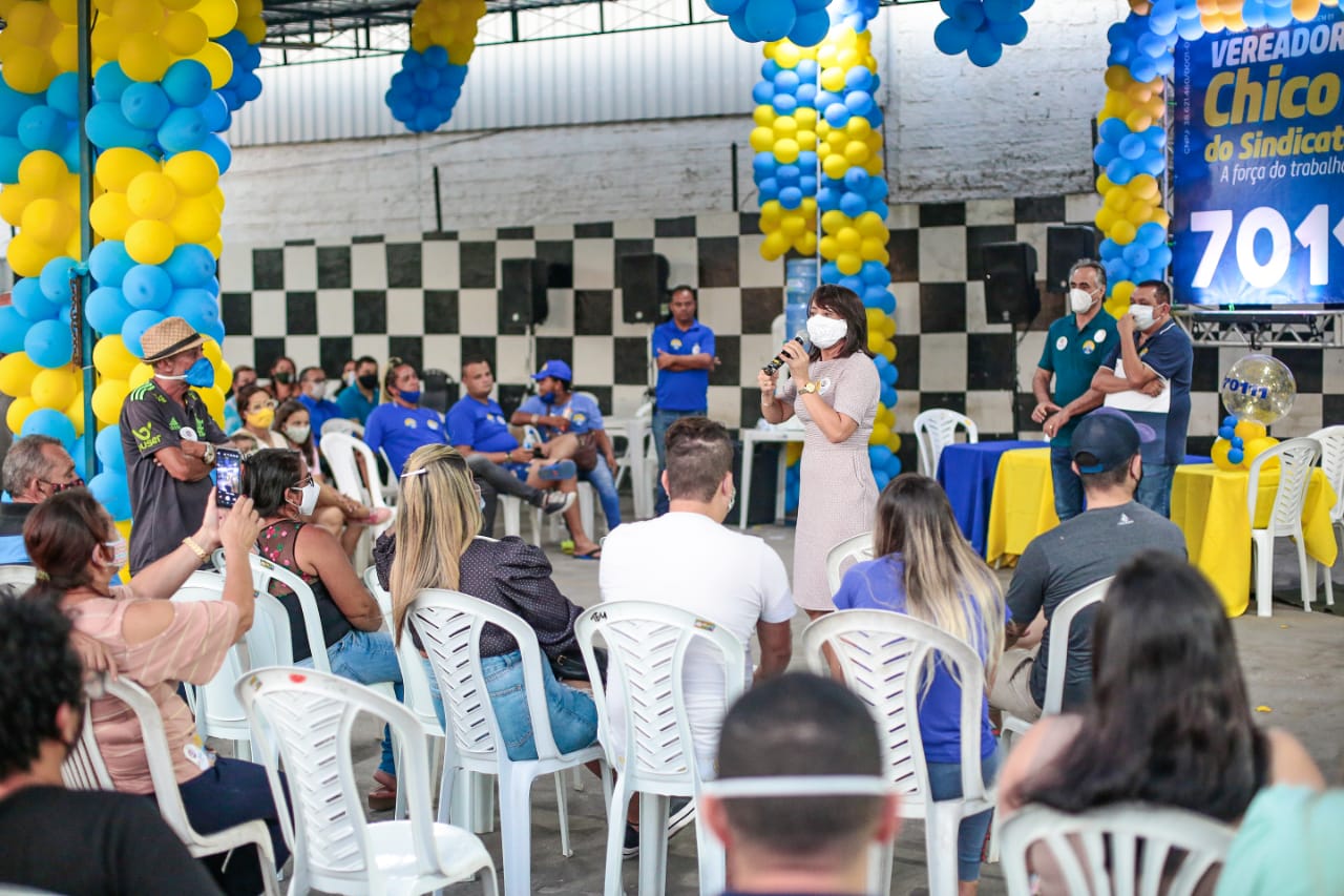 Edilma Freire faz campanha ao lado de Chico do Sindicato e garante que vai entregar o Centro de Monitoramento da Cidade