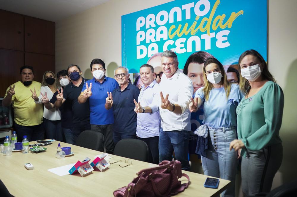 ADESÕES: Vice-prefeito de João Pessoa, Manoel Júnior, o vereador João Almeida e o deputado federal Julian Lemos anunciam apoio a Cicero Lucena no 2º turno