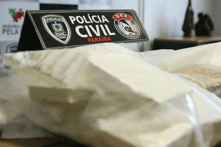 CONEXÃO ACRE: Polícia da Paraíba prende mulher flagrada recebendo drogas pelos Correios