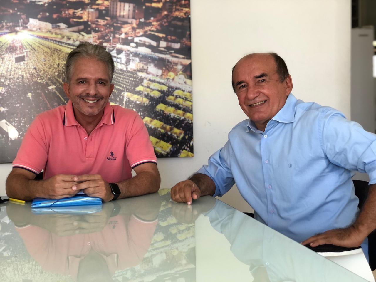 Prefeito eleito Nabor Wanderley anuncia nome do vereador Ferré Maxixe como secretário da Agricultura de Patos a partir de janeiro