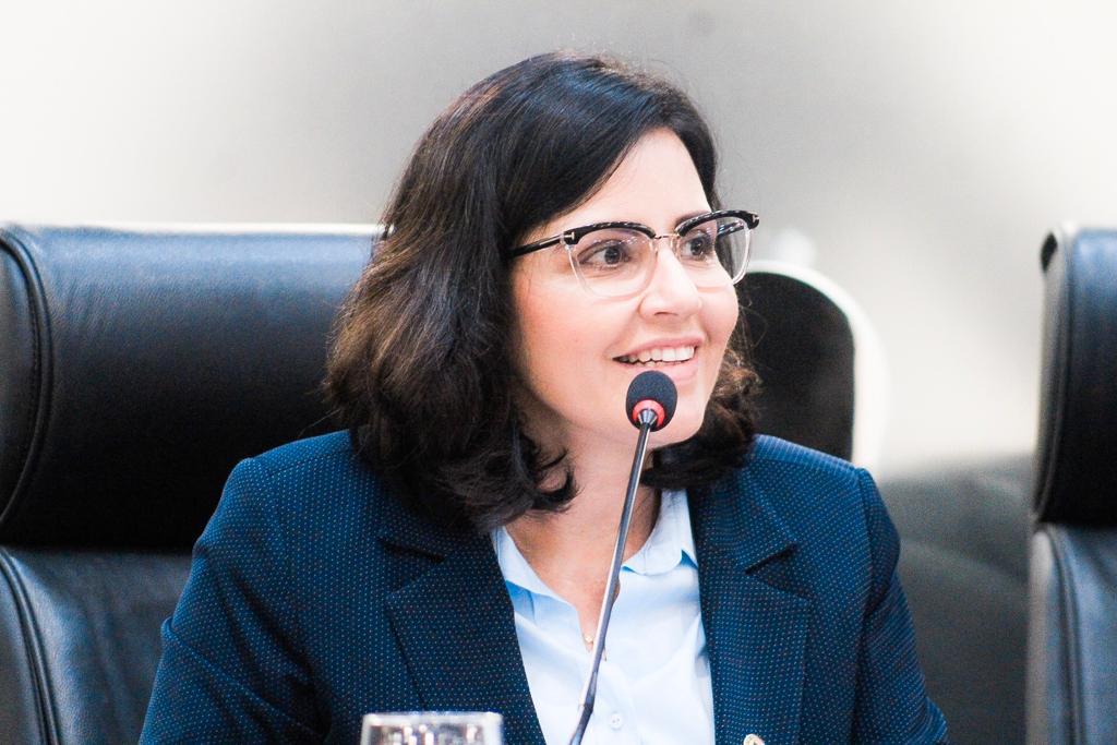 Deputada Pollyanna Dutra comemora início da vacinação na Paraíba