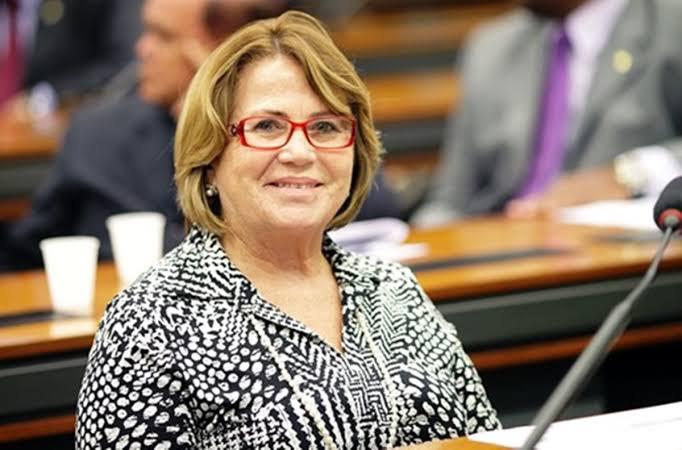 Nilda Gondim, mãe do senador Veneziano Vital, assume vaga no senado federal em substituição a Zé Maranhão que está com covid