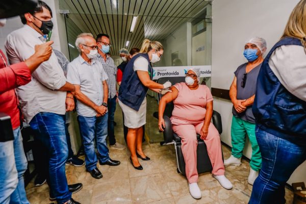 Prefeitura de João Pessoa diz que vem cumprindo protocolo do MS e contesta decisão da Justiça Federal determinando vacinação a idosos a partir de 60 anos