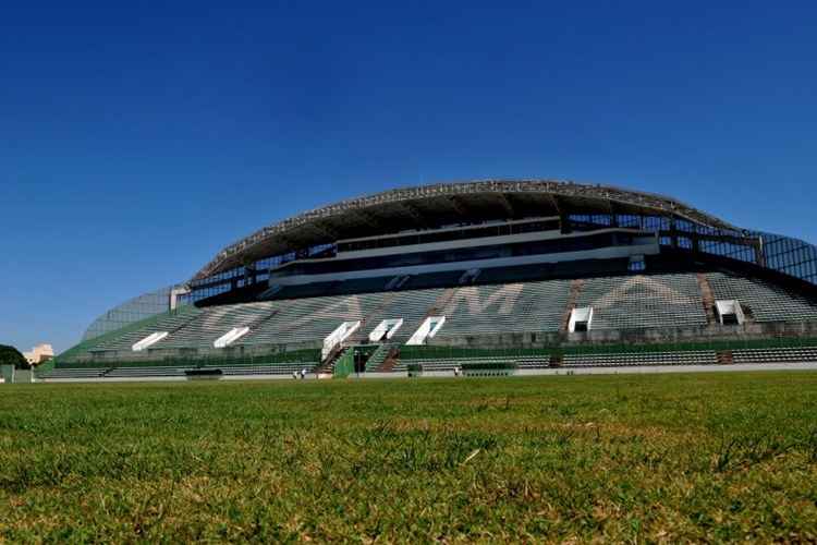 O BEZERRÃO: Estádio de Brasília vai virar Hospital de Campanha e Treze x Botafogo-PB deve sofrer novas alterações