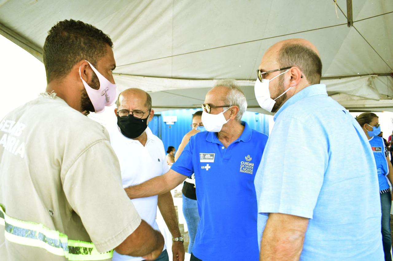 Prefeitura de João Pessoa suspende vacinação contra covid neste domingo e na segunda-feira para imunização dos trabalhadores da área de saúde contra a gripe Influenza