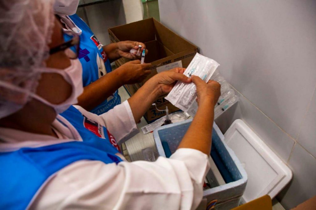 Prefeitura de João Pessoa segue com vacinação e testagem contra contra Covid-19 nesta sexta-feira