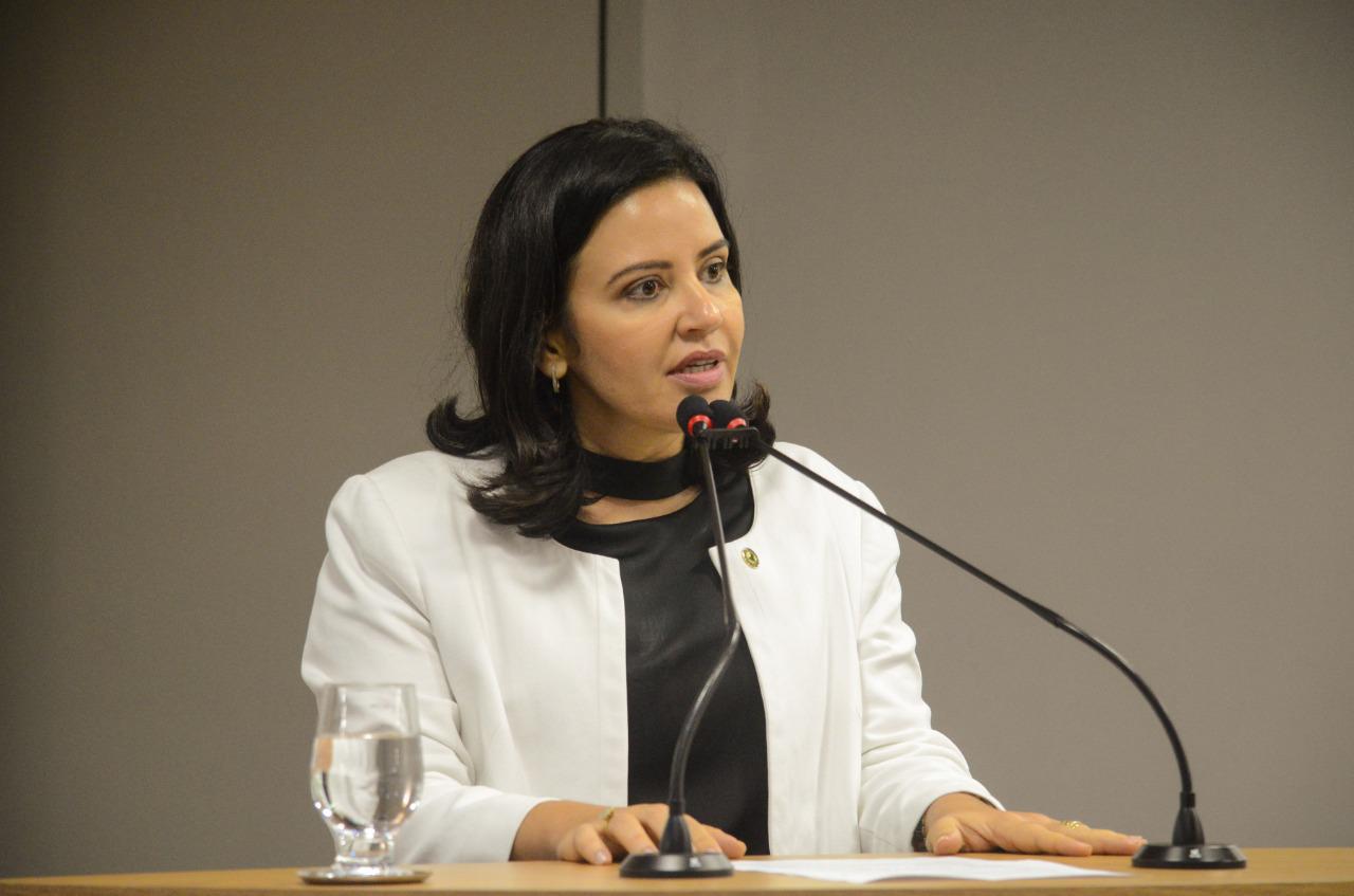 Pollyanna Dutra destaca importância do Programa Habilitação Social