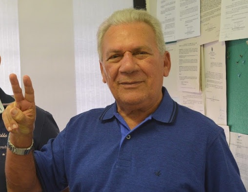 Com Covid, Prefeito  de  Cajazeiras, José Aldemir tira licença do cargo