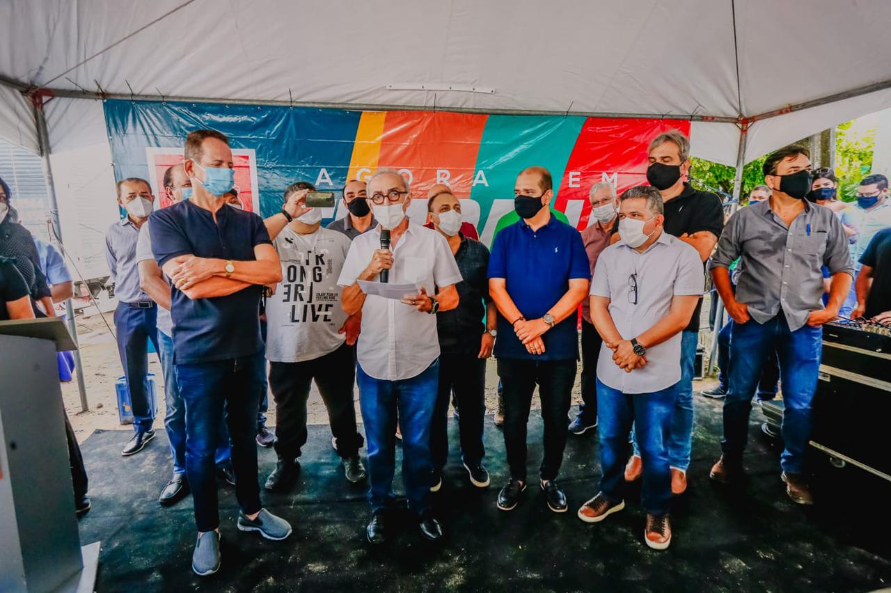 Prefeito Cícero autoriza drenagem e pavimentação de ruas no Valentina