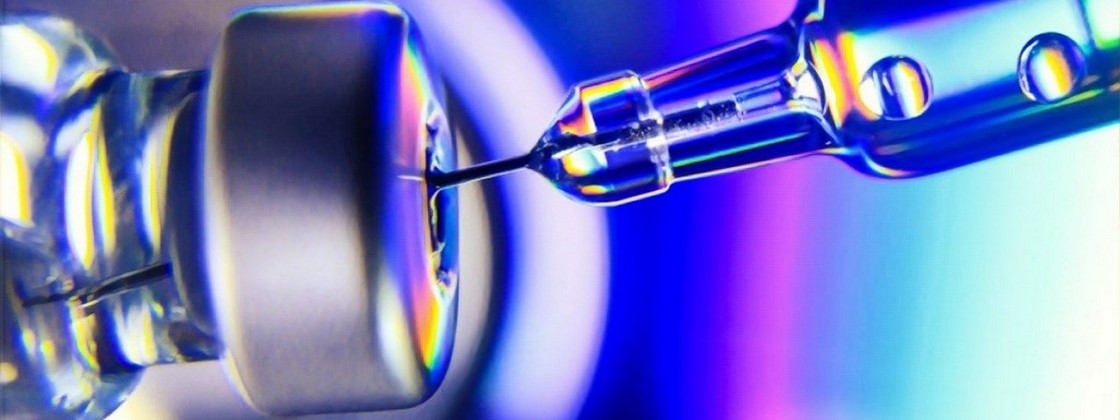 Com avanço na vacinação, Brasil registra queda de 40% em casos e óbitos por Covid-19