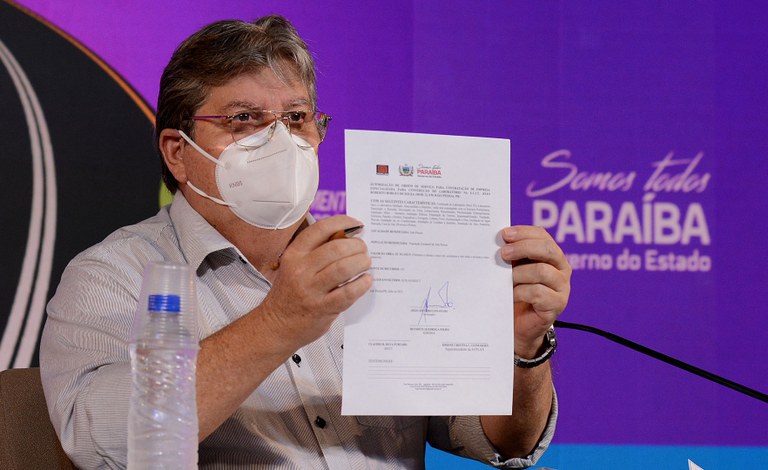 Governador João Azevêdo sanciona passaporte da vacina que passa a valer em toda a Paraíba