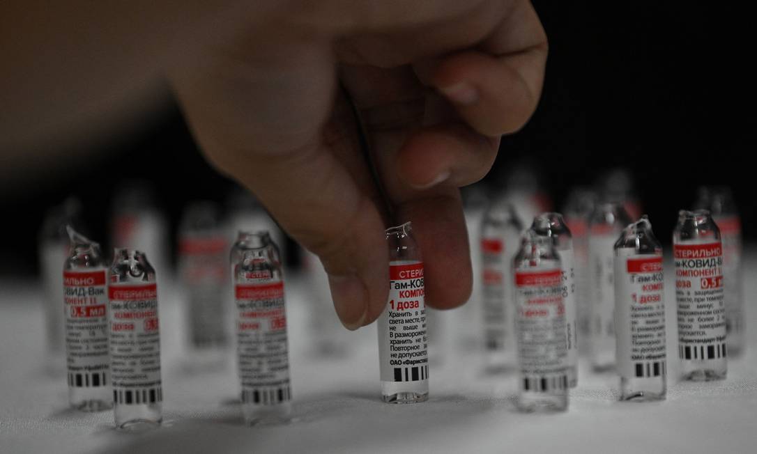 PMJP segue vacinação contra Covid-19 de adolescentes 16+ anos e terceira dose em idosos 75+