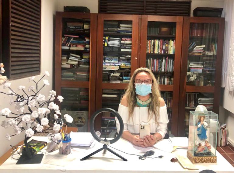 Doutora Paula se congratula com Cajazeiras na data comemorativa à Nossa Senhora da Piedade, padroeira da cidade