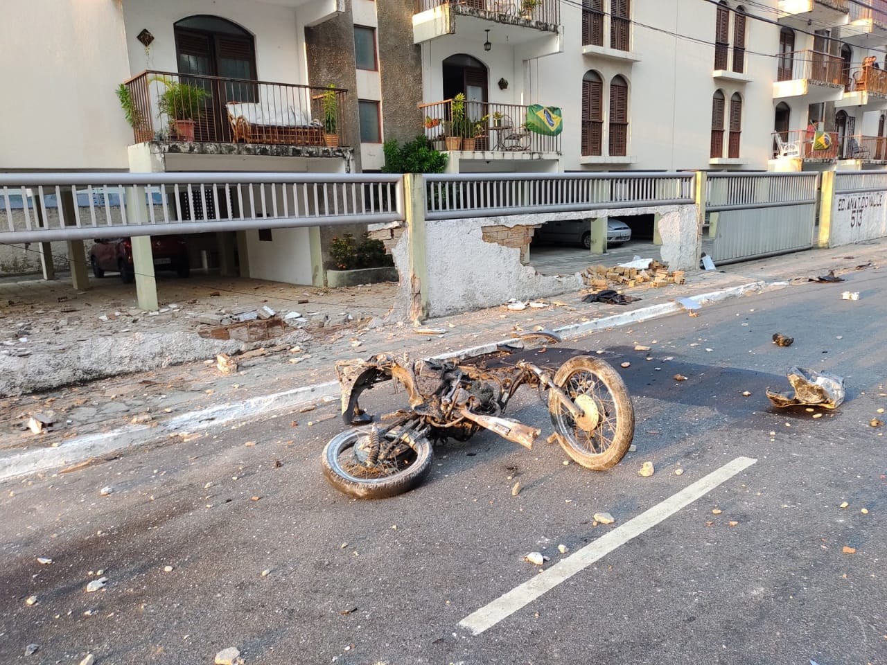 Carro conduzido por Ruan Macário estava a 163km/h no momento da colisão que matou o motoboy Kelton Maques no retão de Manaíra