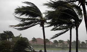 Defesa Civil da PMJP interdita casa e continua em alerta devido a fortes ventos na Capital