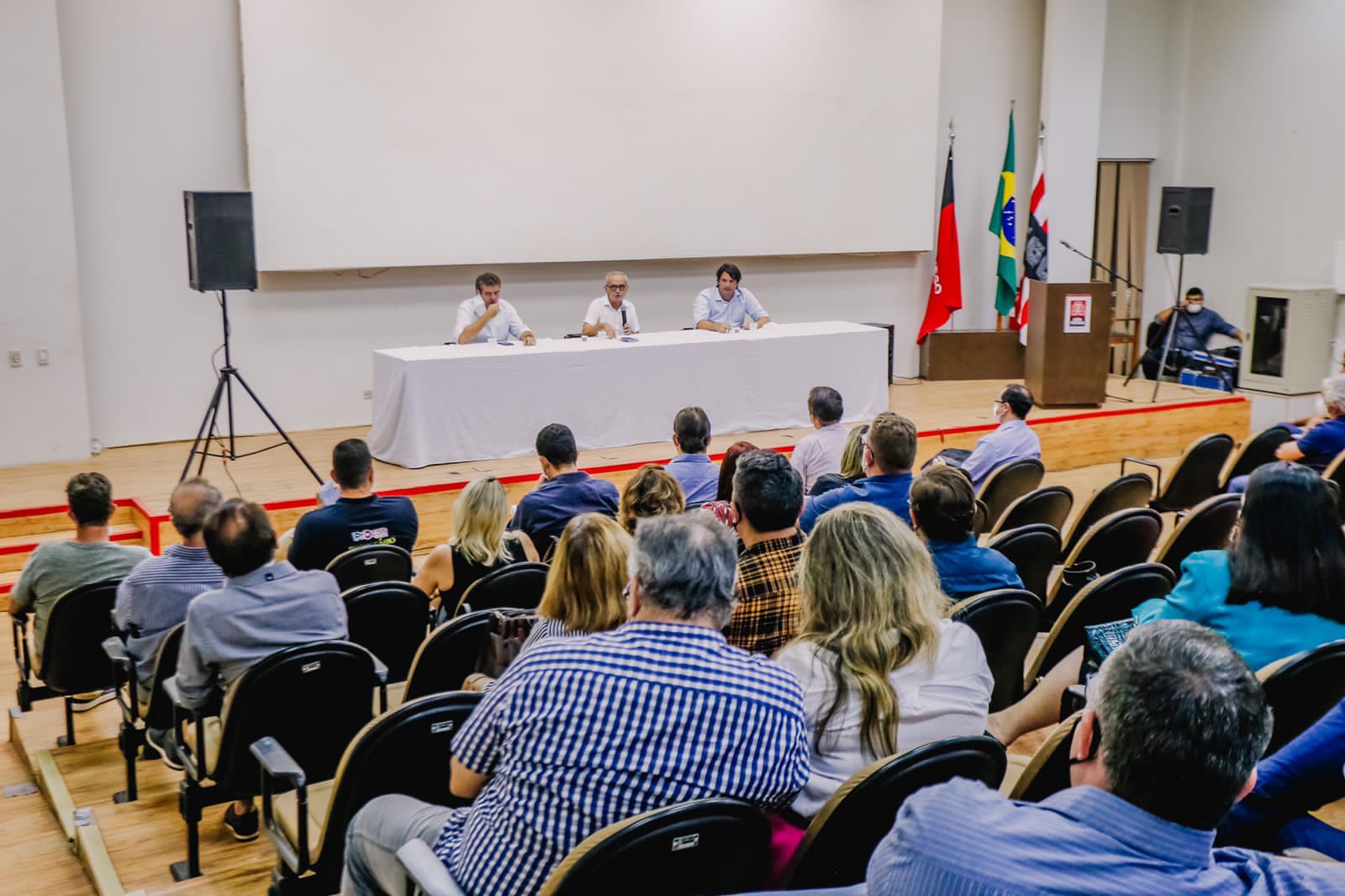 Prefeito Cícero reúne secretariado municipal, apresenta balanço do 1º ano de gestão e projeta novas ações de governo para 2022