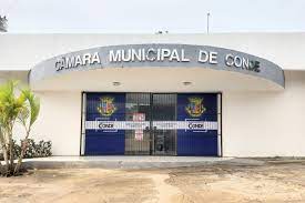 Câmara de vereadores do município do Conde retoma sessão que debate permissão para construção de prédios na orla do município