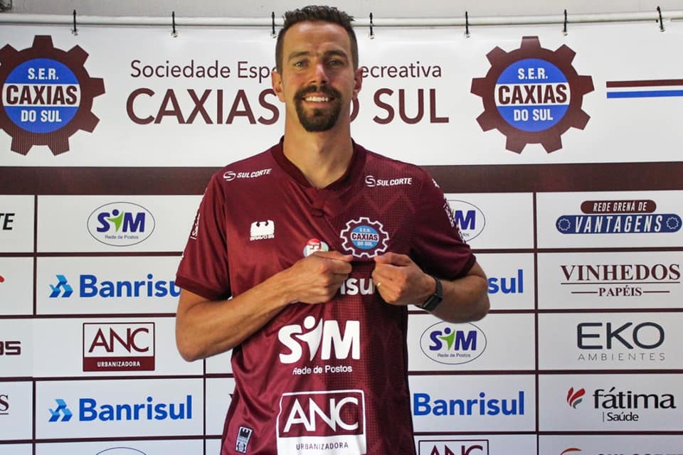 Botafogo-PB confirma contratação do lateral esquerdo Bruno Ré junto ao Caixas do RS para a temporada 2022