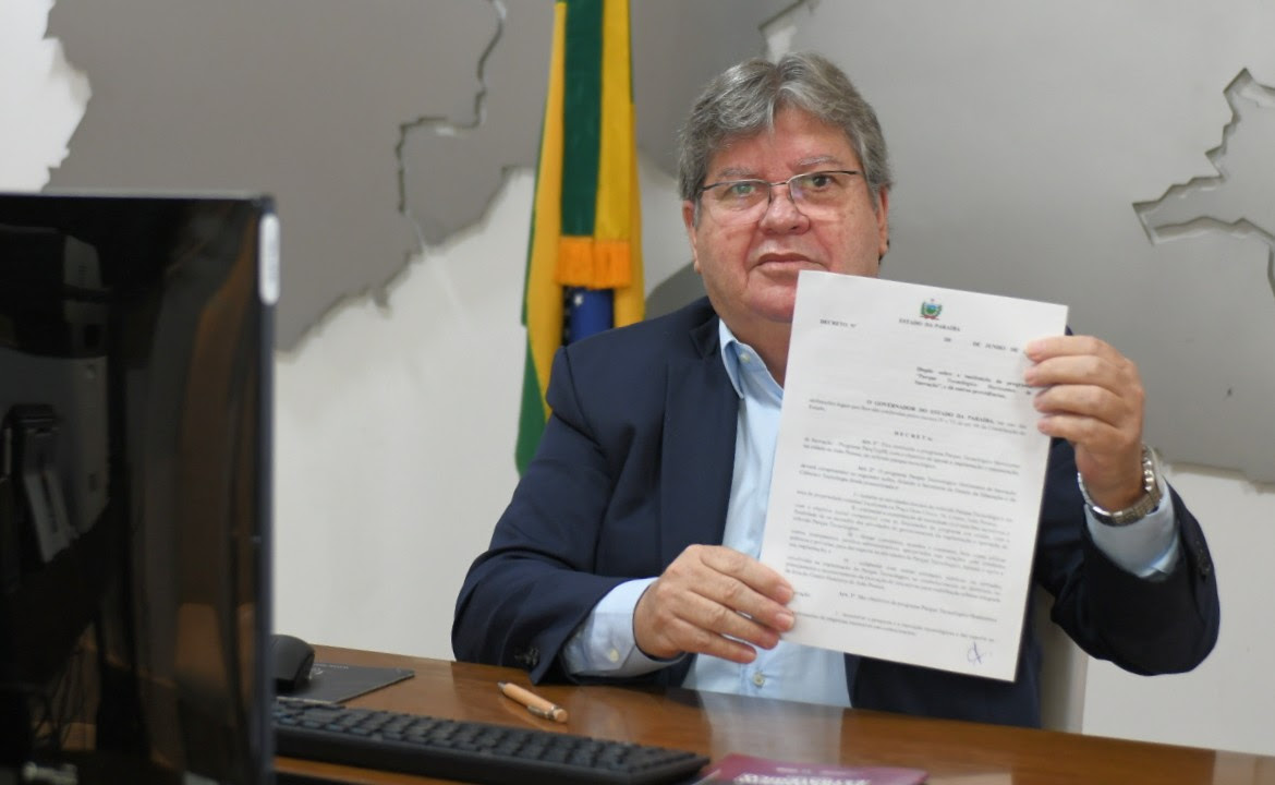 Governador João Azevêdo confirma 33 nomes para o 1º e 2º escalões do seu segundo mandato de governo; confirma a lista completa