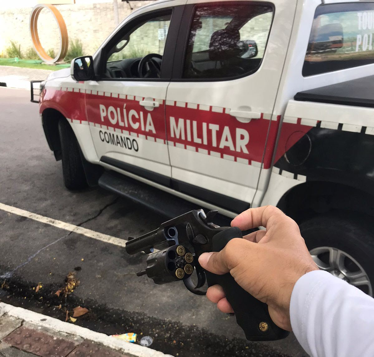 Polícia Militar prende suspeitos de roubo no bairro do Bessa em João Pessoa