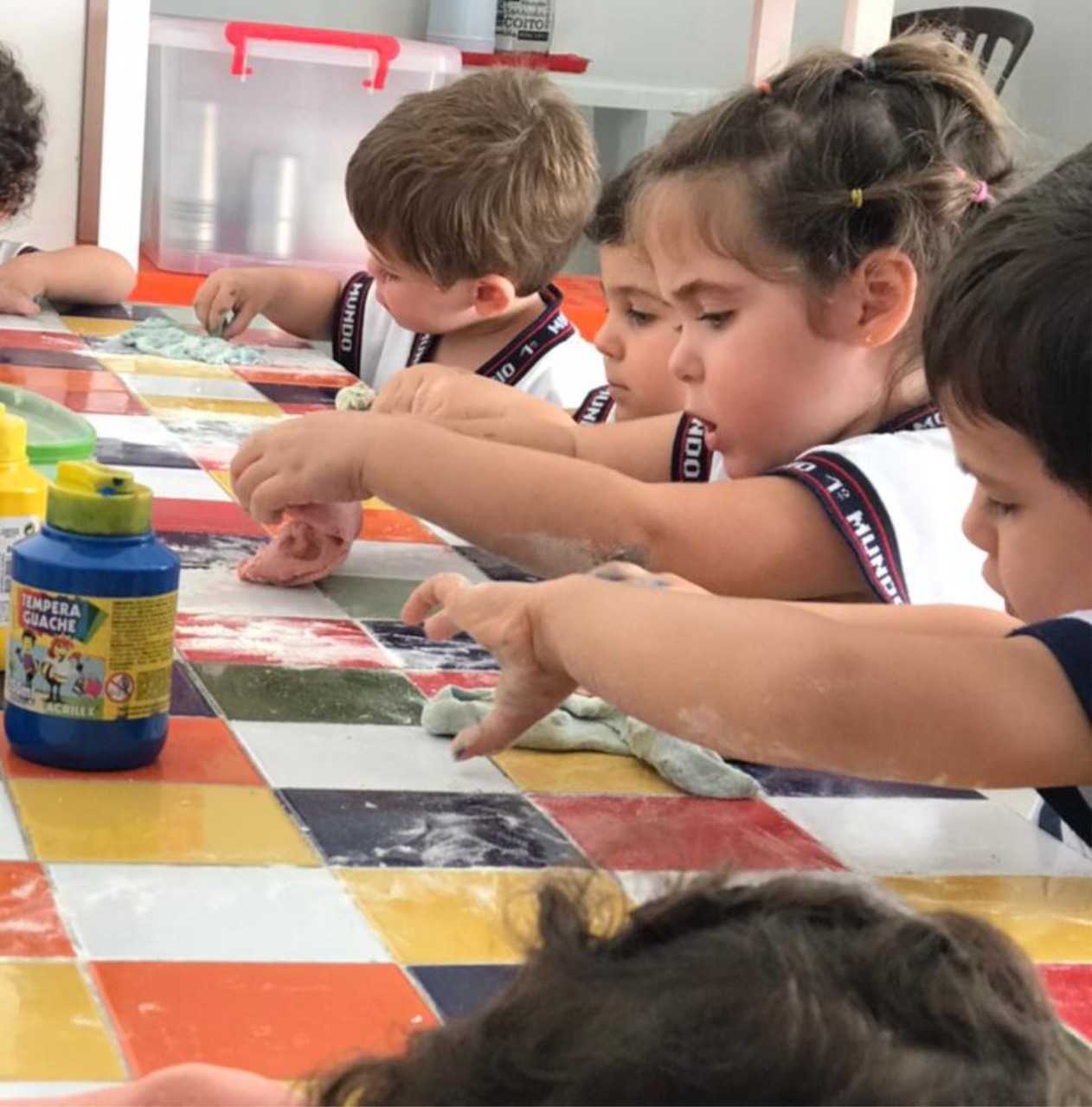 Colégio Primeiro Mundo de João Pessoa completa 40 anos educando gerações