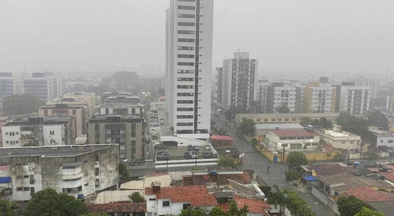 Tragédia das chuvas em Pernambuco, ao menos 35 mortos pelas chuvas no Grande Recife; só neste sábado foram 30 óbitos