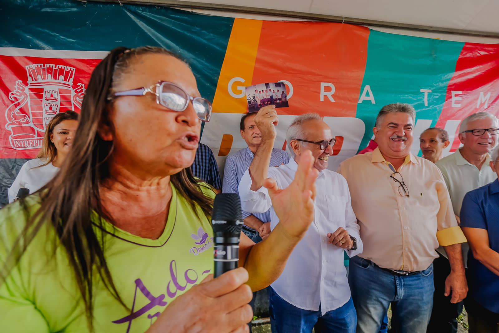 Agora tem Trabalho, prefeito Cícero leva programa de calçamento de infraestrutura e ruas para Gramame e Muçumagro