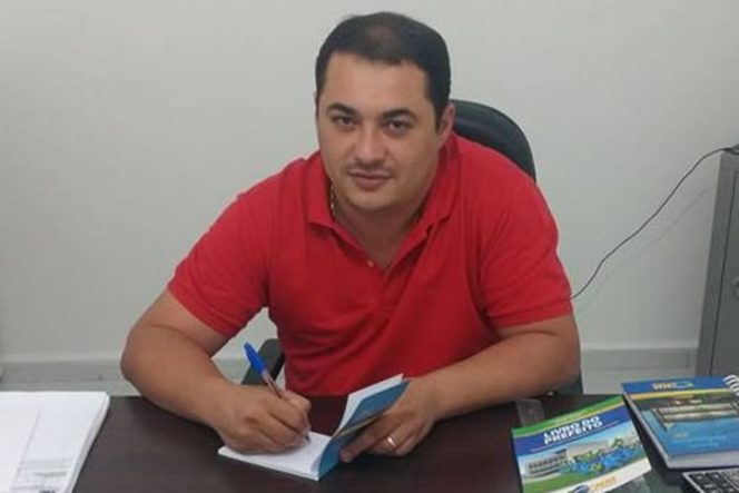 Por falta de comprovação de despesas, TCE-PB reprova contas e imputa multa ao prefeito de Cachoeira dos Índios, Alan Seixas