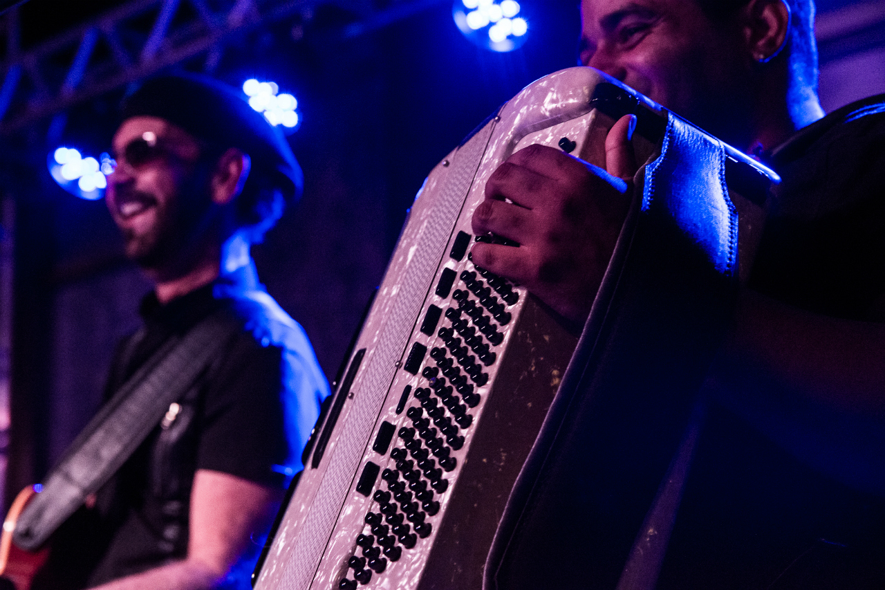 Nando Cordel, Mara Pavanelly, Israell Muniz e Fabrício Rodrigues encerram o São João Multicultural de João Pessoa nesta sexta-feira