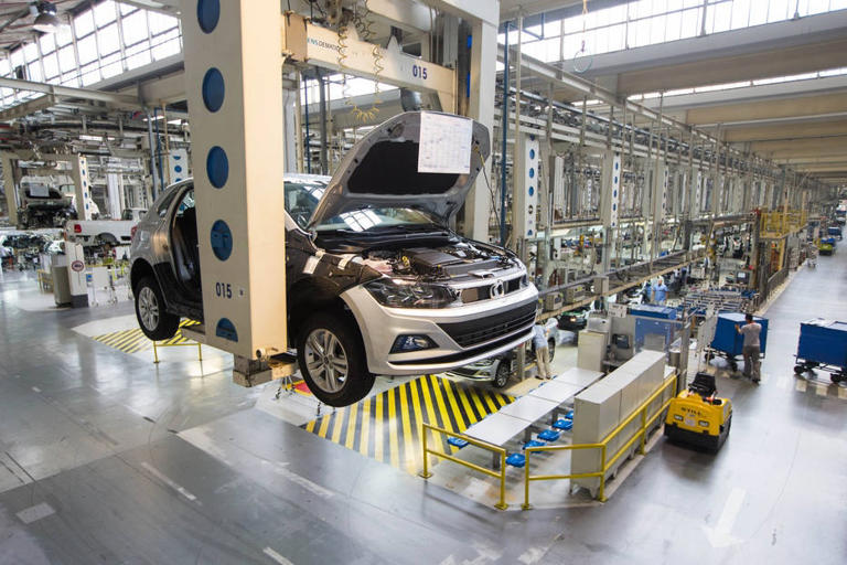 Volkswagen do Brasil anuncia corta na jornada de trabalho e salários no ABC por tempo indeterminado