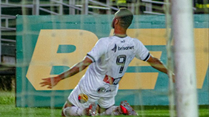 Com 2 gols de Gustavo Coutinho Botafogo derrota o Ypiranga em Erechim e agora é o 5º colocado na série C