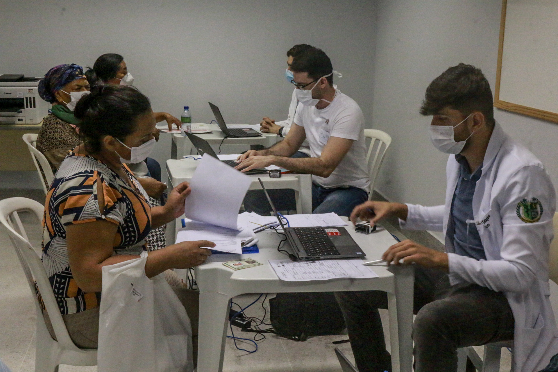 Consultas, exames e cirurgias; segundo final de semana da Caravana Saúde nos Bairros ultrapassa os três mil atendimentos