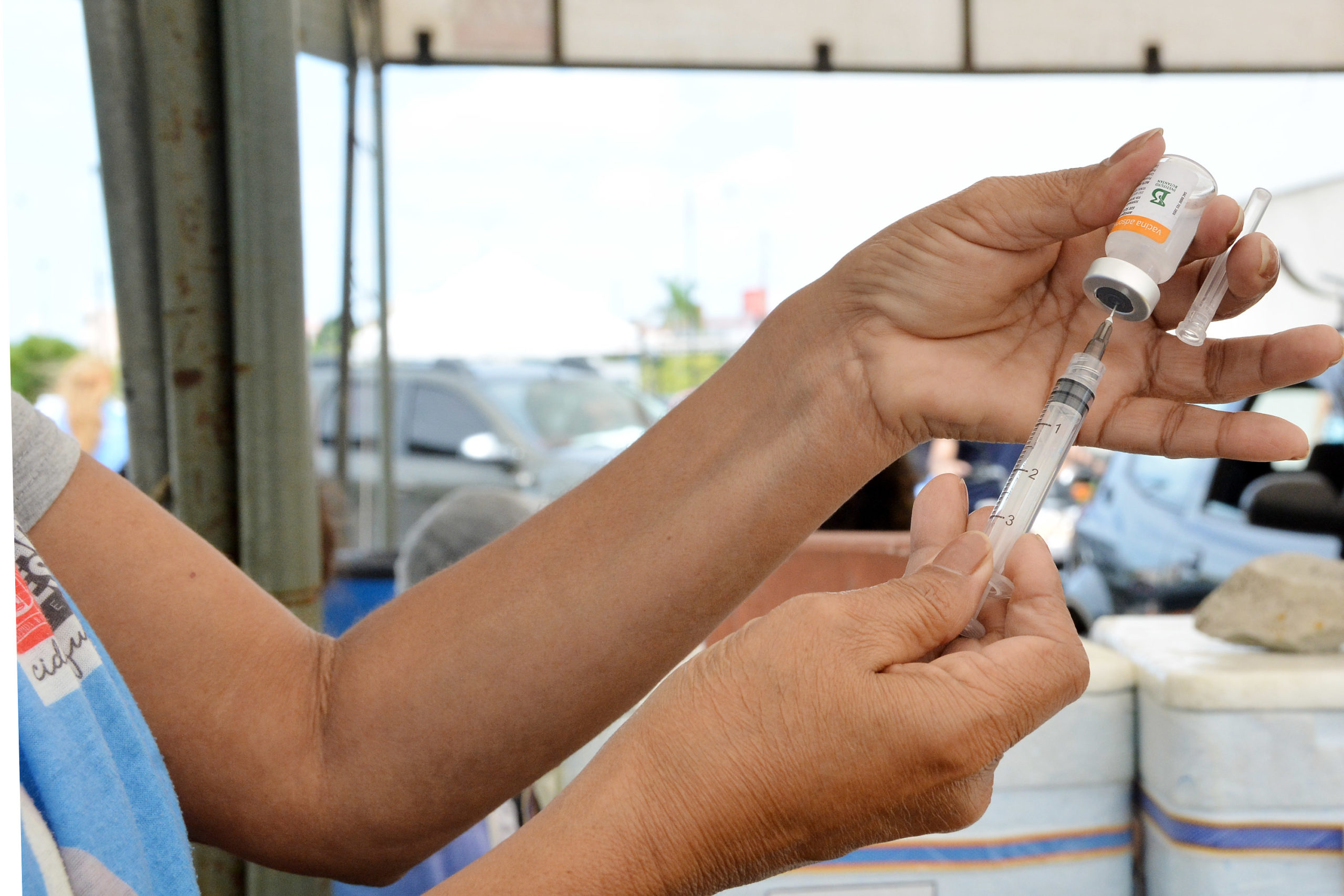 Prefeitura de João Pessoa segue aplicando a vacina bivalente contra Covid-19 para 60+, gestantes e puérperas, nesta terça-feira