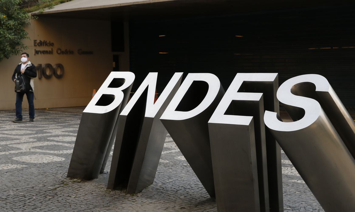 Rio de Janeiro - Edifício sede do BNDES, Banco Nacional de Desenvolvimento Econômico e Social, no Centro do Rio. (Fernando Frazão/Agência Brasil)