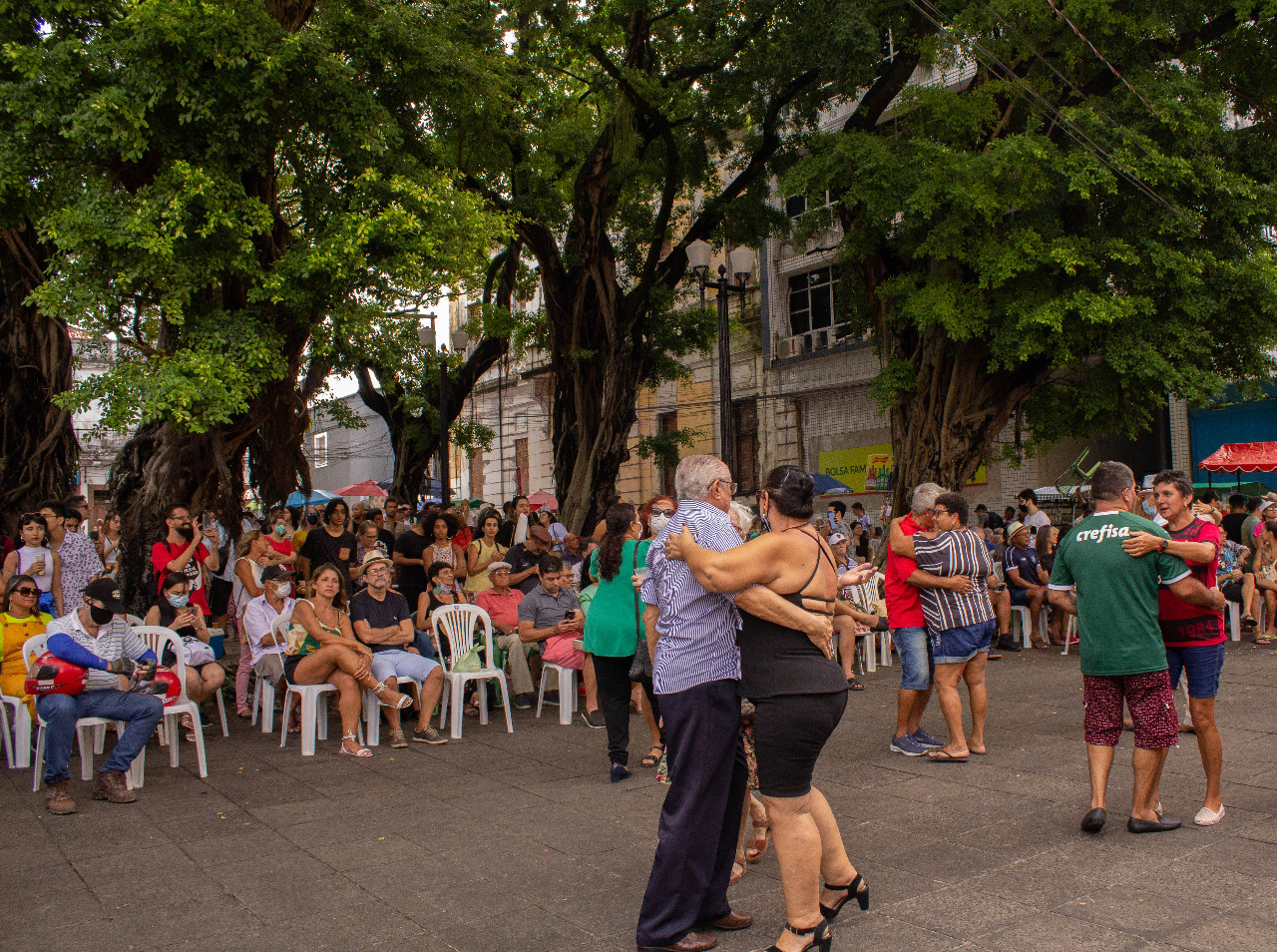 Opção de qualidade e grátis: Costinha leva choro, samba, MPB e baião ao Sabadinho Bom, na Praça Rio Branco