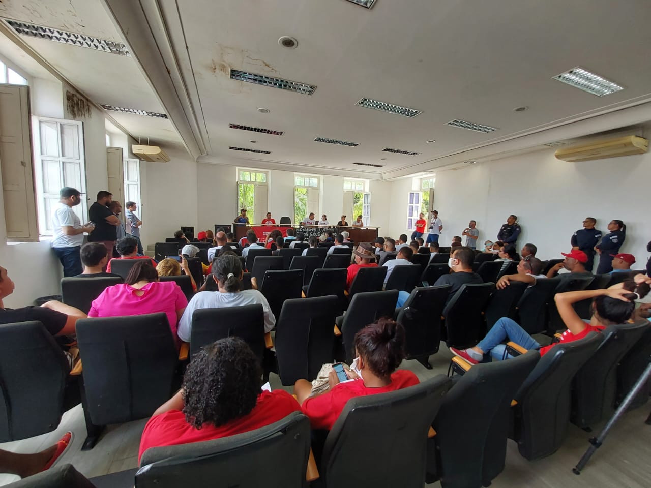 Diálogo com transparência: Secretário Diego Tavares se reúne com moradores do Complexo Beira Rio e sugere comissão para tratar do Programa João Pessoa Sustentável